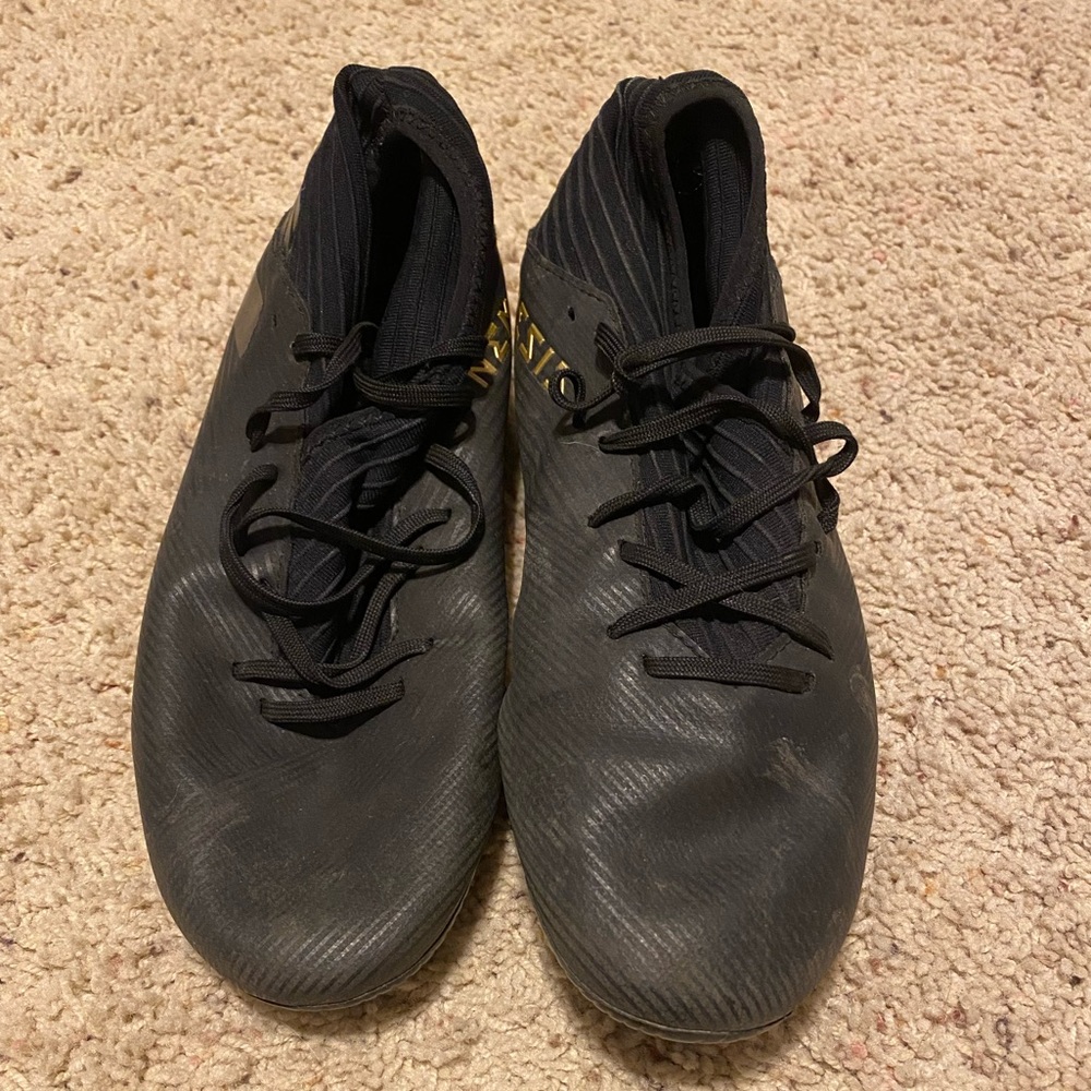Adidas nemiziz black soccer shoes
